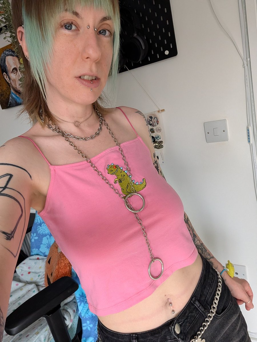 sixtwo_six's tweet photo. Since may 1st I've had a hysterectomy, got a mullet, become my mom's carer and gone on holiday and let me tell you I feel so much better for it 😂 https://t.co/Th1gvDzIzg