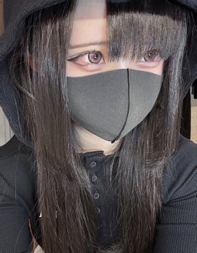 Yaser7661753873's tweet photo. 会ったらすぐ好きになっちゃうけど迷惑じゃない？🥹
メンヘラだから簡単にその気になっちゃうよ？ https://t.co/Px3NxNzVAX