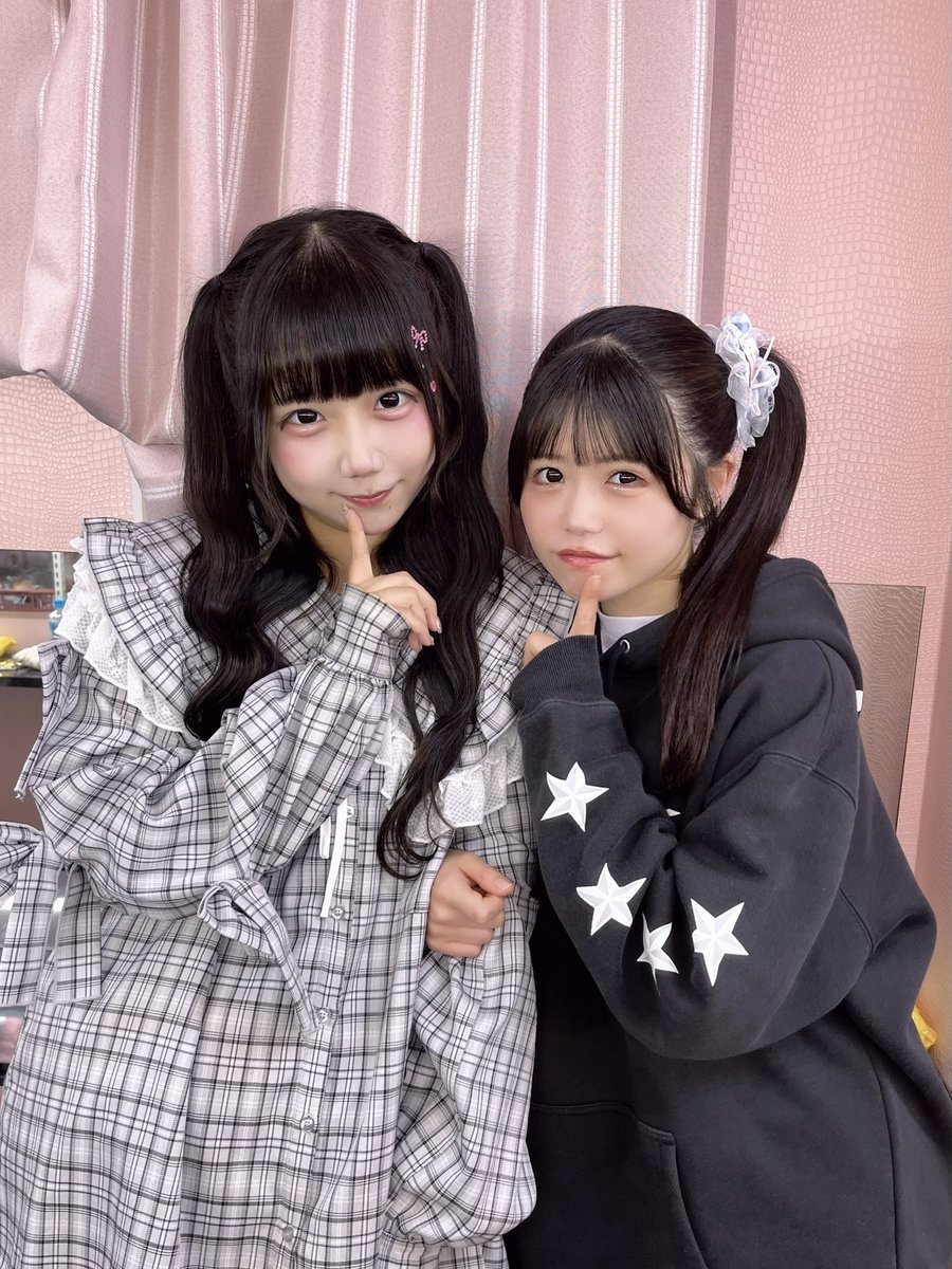 estlink_yuna's tweet photo. ／ 
  明日の #ESTLINK☆👼🏻
＼
さっそく明日新メンバーせいなちゃんお披露目です
急ですが通常500円でお得ライブ！ぜひ、！
週末はmistFESで遠征だから会いたいです🩵
新しいESTLINK☆のスタート見に来てください

✔︎︎︎︎新宿ReNY
🎀チェキ券
🎤16:15~16:45 📷16:55~18:05【A】
https://t.co/kKpPNhGCpC