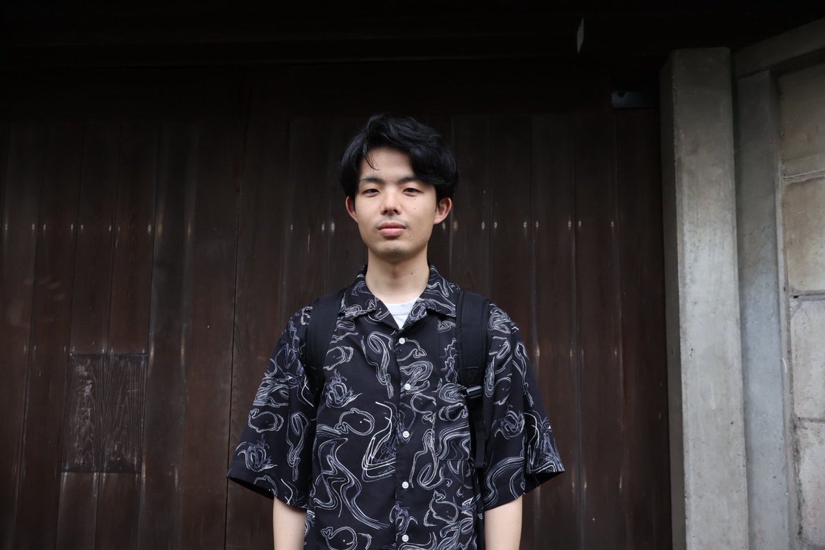 NottoriKikaku's tweet photo. 登場人物紹介３．

先輩（小畠祐介（劇団トワズガタリ））
　　　　　OJT担当

　　　　　　こっちも命削って
はたらいてんだから
　　　　　　　　　　さ、、、 https://t.co/Ldlo7tK4nD