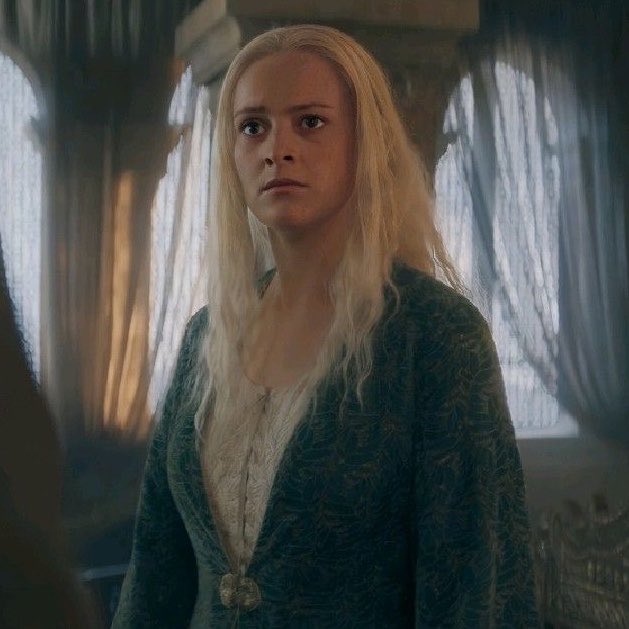 dreamfyrefairy's tweet photo. I love how Helaena is so honest and blunt with everyone. https://t.co/CpRZRN9U5s