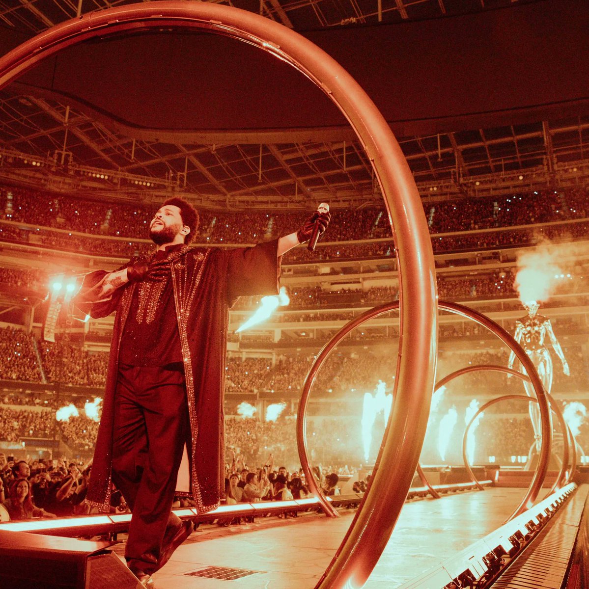 WeekndFrance's tweet photo. THREAD : Qui sont Prince 85 et Playboi Carti, les deux premières parties de The Weeknd en Europe ?

À dérouler 🧵 https://t.co/spoDj5Wuwy
