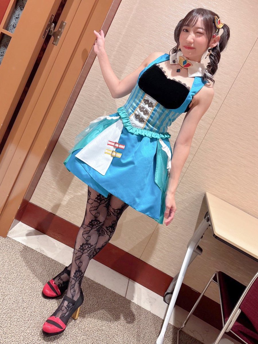 トライスター Tristar コーデ ⁺*˚̩ˈ̩̩⁺̩̩̩ˑ̩·̩ 全身写真 ·̩ˑ̩⁺̩̩̩ˈ̩̩˚̩*⁺·† 💙ロリゴシック ゴス