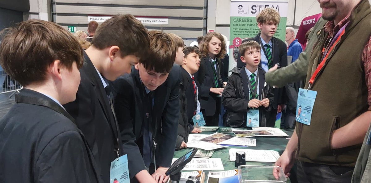 EngineeringUK tweet media