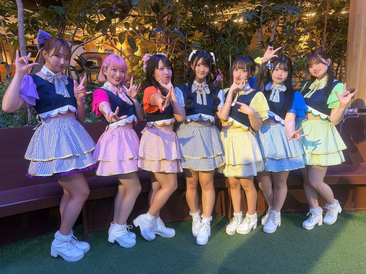happygirls_ayu's tweet photo. 本日はBiVi新さっぽろさんでのライブありがとうございました‼️
アイドルカバーメドレー初披露したのですがみんな知ってる曲どれくらいあった？？
平成初期から令和までのメドレー最高だね！！ https://t.co/5jCQCSIPut