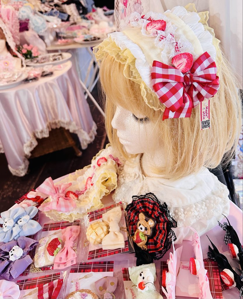 selectshopten2's tweet photo. 【🏰tenten城NEWS】

📢メープルアティック
「🍓ケーキ🍰ヘッドドレス」
商品等、ご用意頂きました❣️

ブランドMaple*attic
(@Maple_attic )
handmade creator 椛 様
『あなたの毎日をほんのり甘く』可愛さがギュッと詰まったフェイクスイーツ
🍓好評販売中🍰

ご来店お待ちしております❣️ https://t.co/E8ggNd2YM3