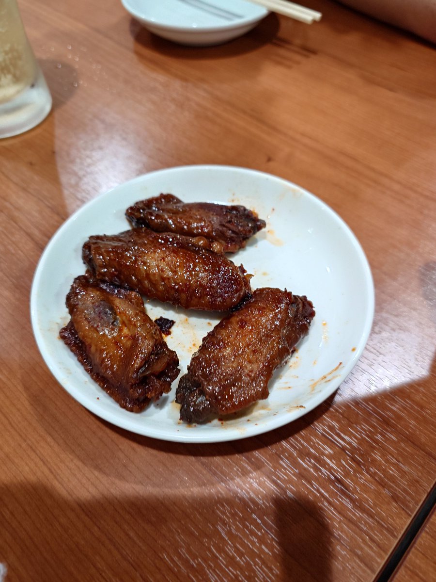 muden64's tweet photo. 味仙に来たら台湾ラーメンを食べるかと思った？　残念！居酒屋メニューでした！ https://t.co/fAN5ecX4aa