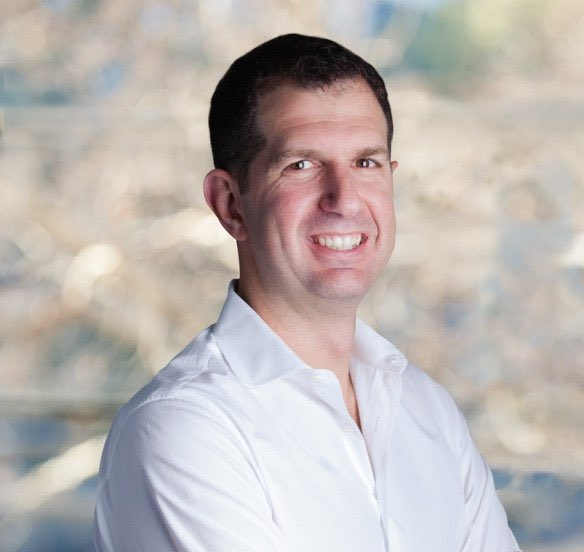 StockSavvyShay's tweet photo. $HOOD JUST SAW A $20M INSIDER BUY

Director Meyer Malka bought another 250K shares at ~$81 bringing his stake to 8M shares.

He has now purchased more than $50M of $HOOD stock over the past week. https://t.co/h7oTTIo8oE