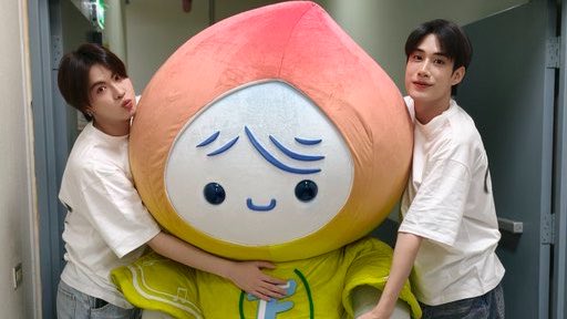 moonxest's tweet photo. they actually birthed and raised rainy you can’t convince me otherwise https://t.co/2LP8d7zHCZ