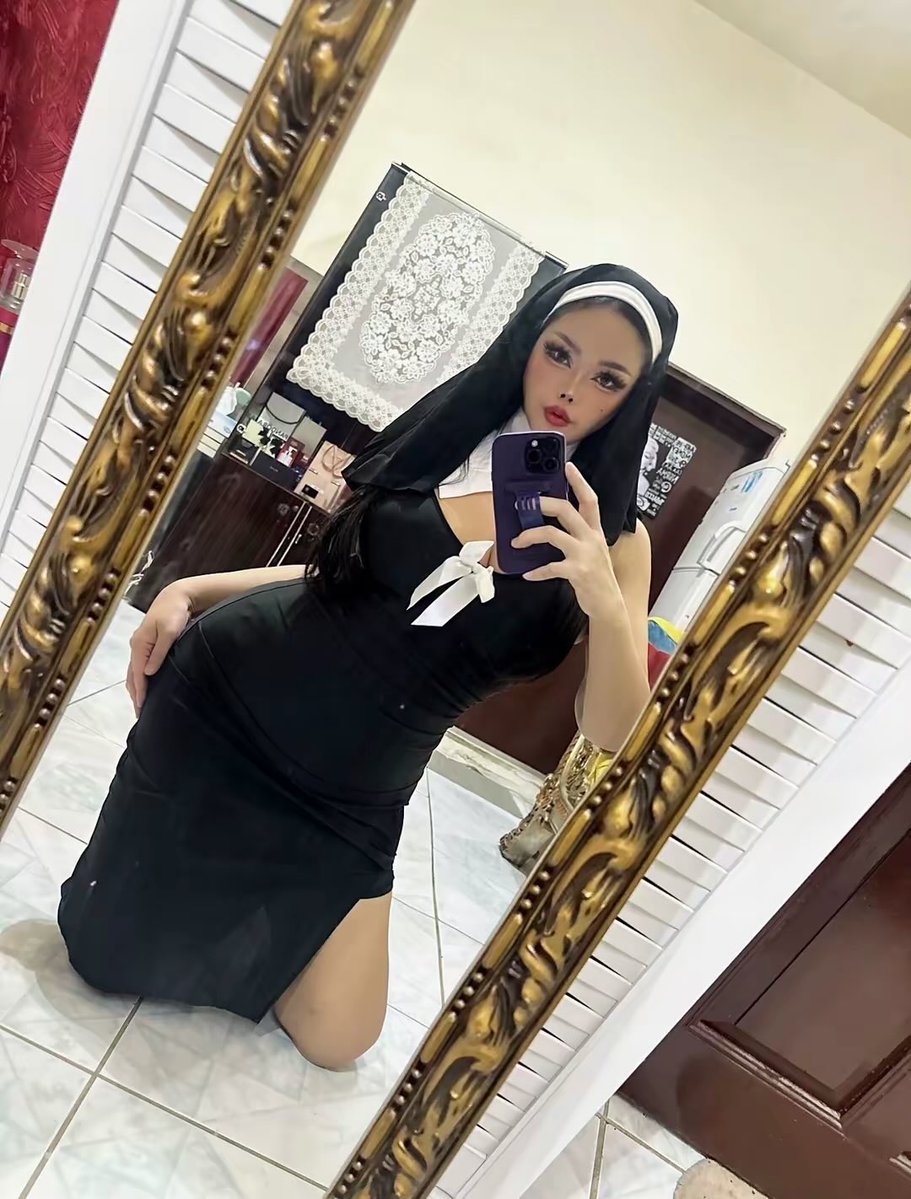 dolisft's tweet photo. #ladyboy_riyadh 
#ladyboy_both_in_riyadh https://t.co/cYBrSrnCey
