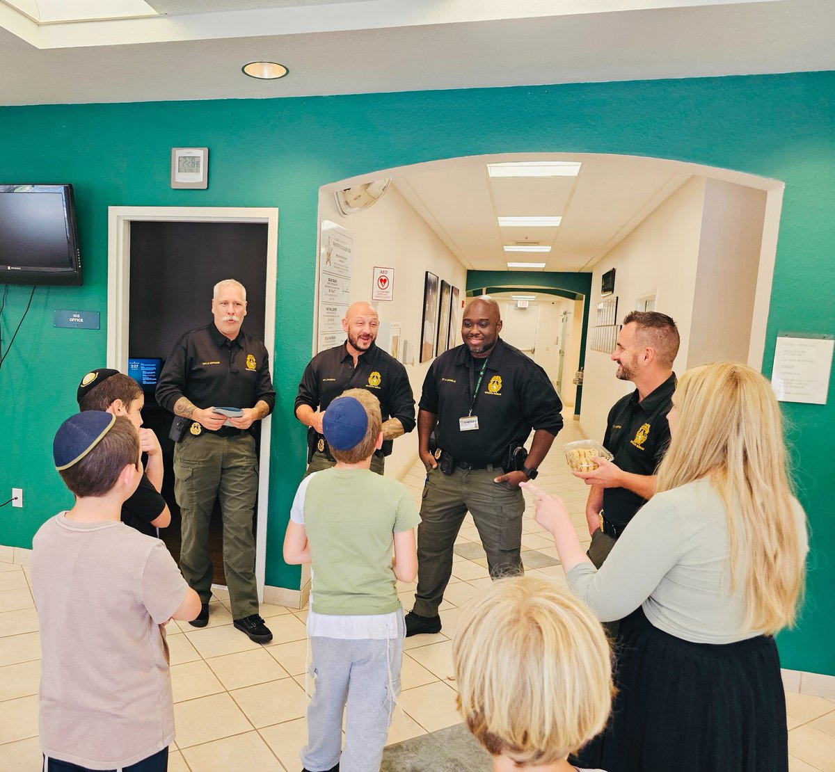 PBCountySheriff's tweet photo. Thank you to the students and staff at Torah Schoolhouse for stopping by our Boca Station and delivering cookies to our deputies. To be honest, we loved them so much they lasted approximately 7.5 minutes, which might be a station record. 🍪 https://t.co/SlWkstvp7E