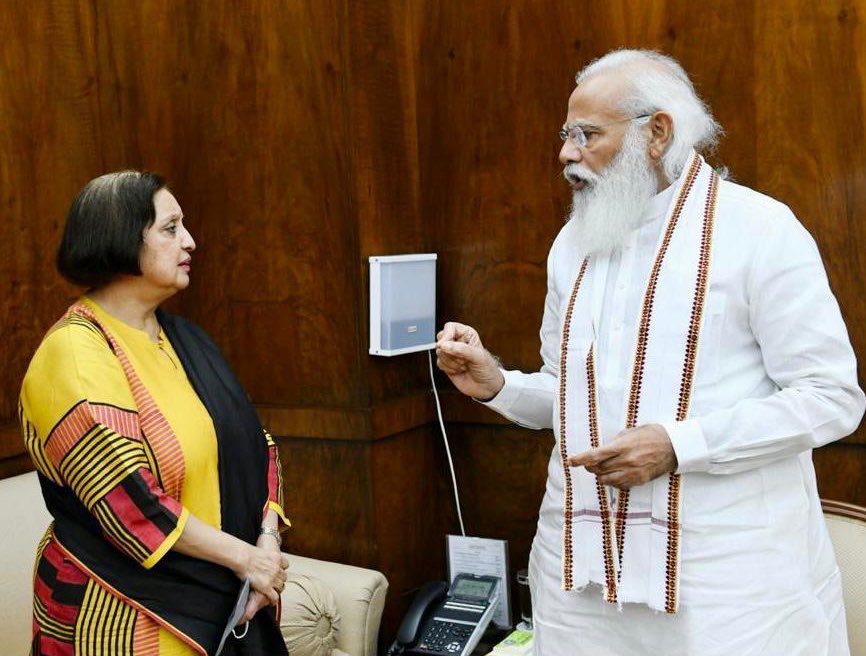 MaliniP's tweet photo. Warm felicitations to Prime Minister @narendramodi for being India’s longest serving elected leader. His tenure as Prime Minister since 2014 has seen an exponential growth of our economy and a rapid digital transformation that has made India the world’s fourth largest economy. 
His charisma remains unbeatable and the trust factor amongst the Indian public remains high.
I’ve had the privilege of meetings with him over these years and have always come away impressed by his determination to unswervingly follow his vision of transforming India into Viksit Bharat by 2047.