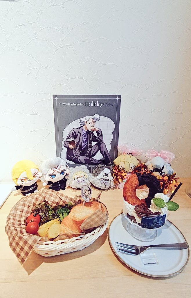dr1001x's tweet photo. 今日は時間めいっぱい、ひたすら食べて飲んだ〜🍴

大ぬい数連れて来たけど、特にあみスゼぬちゃんにはチアになっていただき全力応援していただきました！！❤️‍🔥 https://t.co/LY70zyzOXi