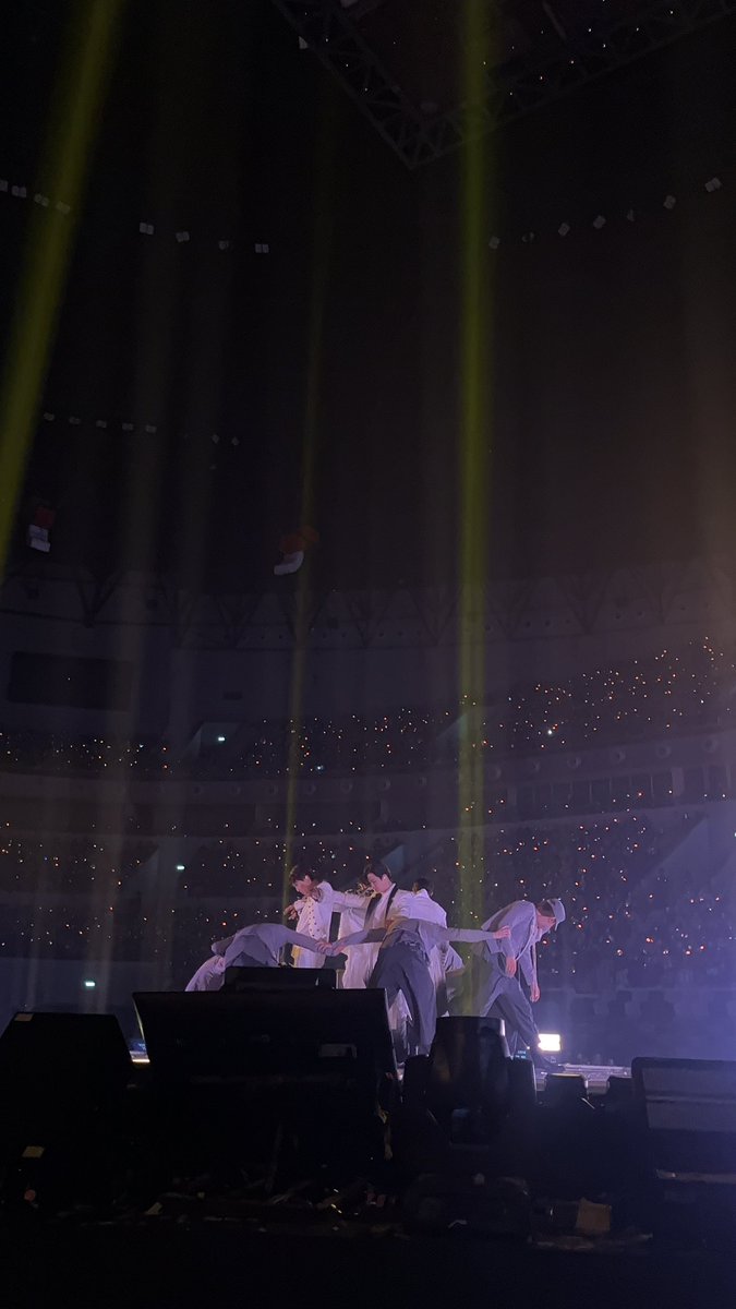 bitehardbby's tweet photo. 엑소 https://t.co/mKz79tFLsC