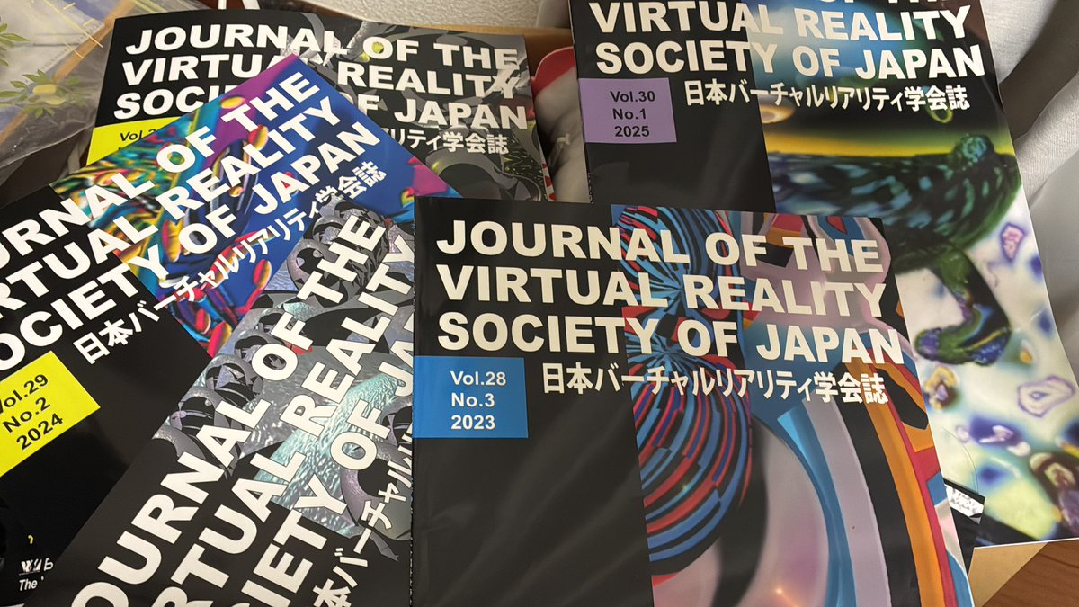ami_t4's tweet photo. 捨てるの惜しすぎるくらい可愛いから学会誌の柄のクリアファイルとか欲しい。 https://t.co/RrL0MMzHkd