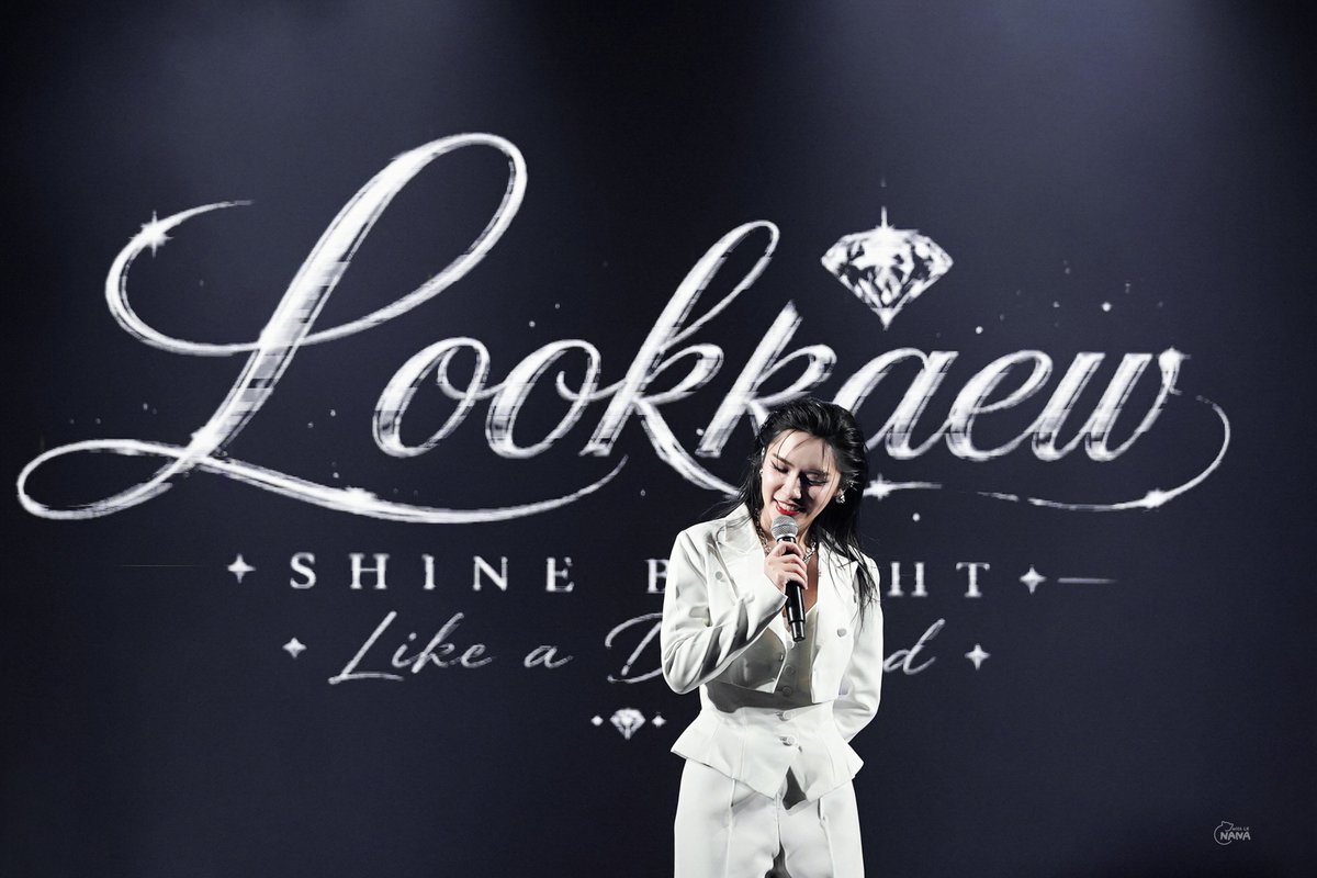 drwsynana's tweet photo. Lookkaew Shine Bright Like A Diamond  💎

#LKDiamondBDParty
#lookkaewkamollak https://t.co/dgukgN0Epj