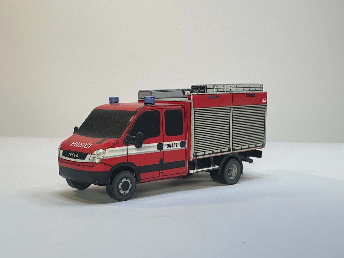 MinimodelSK's tweet photo. Iveco Daily Firefighters Cech republic
Free download paper model
1 :100 scale
https://t.co/veFd5LRRwV
#papermodel #minimodel #papercraft #iveco https://t.co/7HSNRZJtSJ