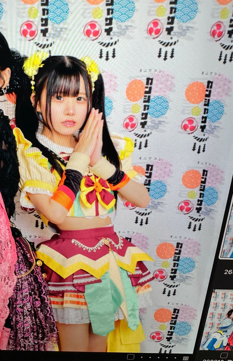 N0N0_AZ's tweet photo. 1枚選んで！言われたけど全部可愛くて、可愛い〜♡って言いながらPC越しに写真撮ったらみんなに、自分かよ！て総ツッコミ食らった https://t.co/IdJwqXQjSJ
