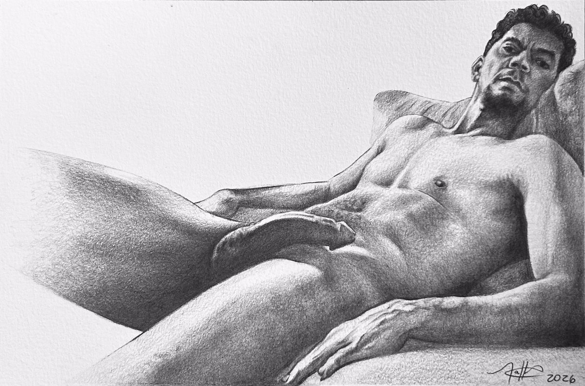 MalletArte's tweet photo. Graphite pencil on paper, 21cm x 29cm. https://t.co/chPJPplnls