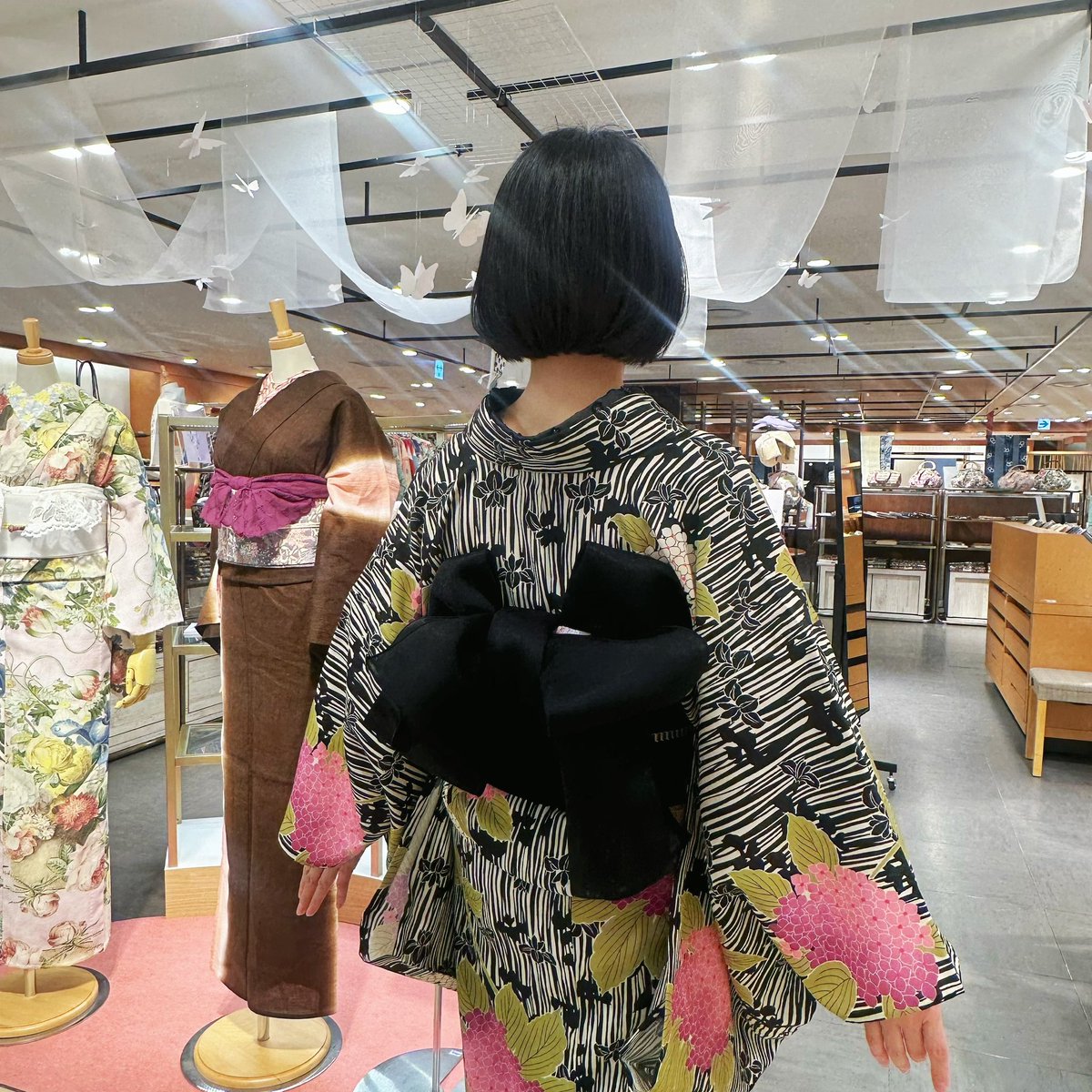 notokoto's tweet photo. 本日のコーデ

きもの　#豆千代モダン
帯&amp;半衿&amp;帯揚げ　#Tsubakian
帯留　#iroca

うめはんKIMONO SUMMER BLOOM
6/10(水)ー6/16(火)
阪急うめだ本店11階きもの売り場　開催中 https://t.co/2jibHisr4T