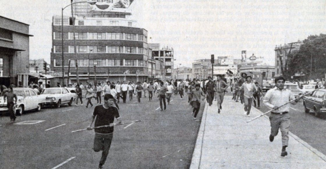 sopitas's tweet photo. 📸 El 10 de junio de 1971, una marcha estudiantil terminó en una brutal represión conocida como el Halconazo. A más de medio siglo, estas imágenes ayudan a mantener viva la memoria. https://t.co/HvO1Nv6brT https://t.co/mrFZEOTqf3