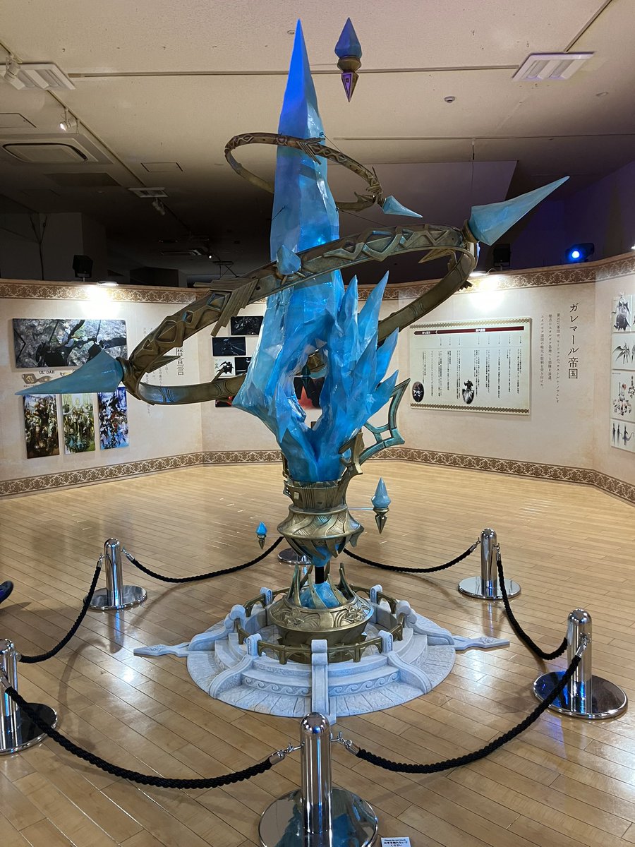 raldra023's tweet photo. ヒカセン展行ってきました！
かなり空いてて写真撮りながらのんびりと見られて大満足！平日の朝イチは狙い目です！

黄金7.3までクリアしてれば楽しめる内容なので、そこを目安に進めておくといいです！
漆黒・暁月がめちゃくちゃ好きで涙腺弱い人はハンカチ忘れずに！

 #ヒカセン展  #FF14 https://t.co/LrnVtO7QLh