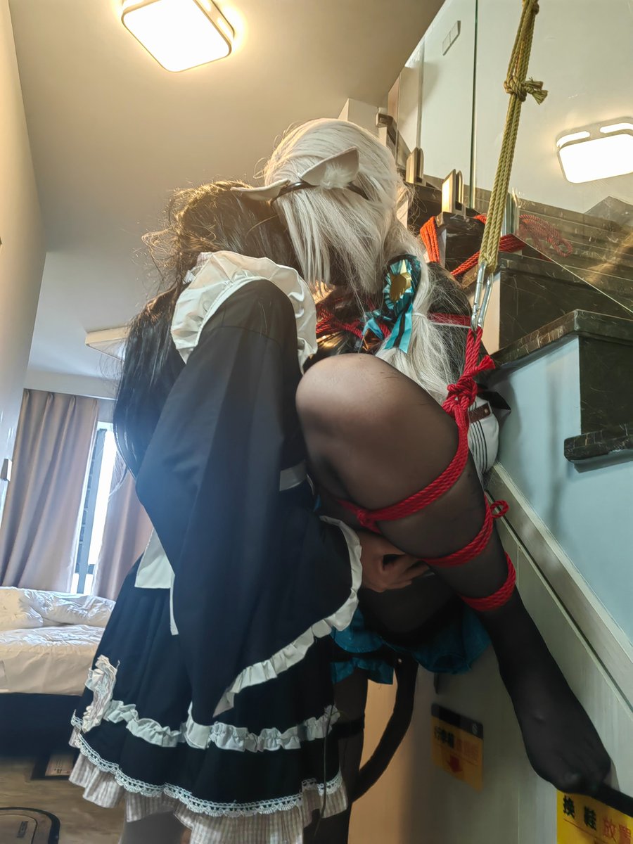 lemon7526's tweet photo. 也是和美少女贴贴了៷>ᴗ<៷
绳：@Feiling_QWQ
涩影师：@araroka250
女仆装：群友熊二
琳妮特：我 https://t.co/K3eyqrFWGe