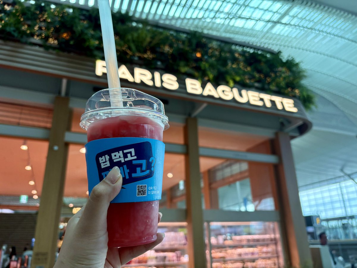 tanu_tabi's tweet photo. 2606_ソウル🇰🇷
🍉スイカジュースコレクション in Seoul🍉
全部美味しかったけどコスパと味のバランスはCOMPOSE！素材の味を楽しみたいならTWOSOMEかな〜って感じ🙂‍↕️✨
日本にもスイカジュースブーム来いこ〜い！🍉 https://t.co/ww36p4n5cQ