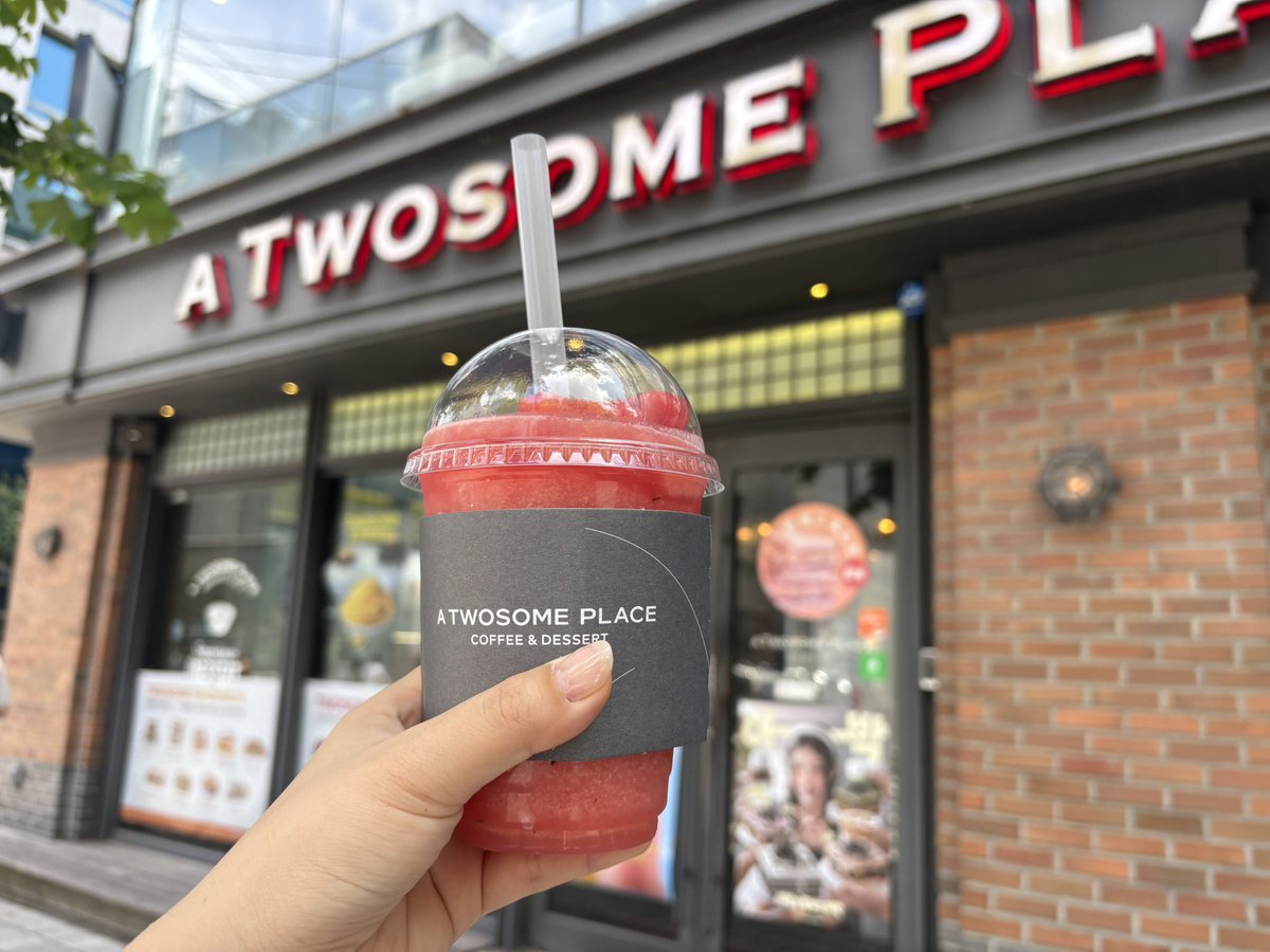 tanu_tabi's tweet photo. 2606_ソウル🇰🇷
🍉スイカジュースコレクション in Seoul🍉
全部美味しかったけどコスパと味のバランスはCOMPOSE！素材の味を楽しみたいならTWOSOMEかな〜って感じ🙂‍↕️✨
日本にもスイカジュースブーム来いこ〜い！🍉 https://t.co/ww36p4n5cQ
