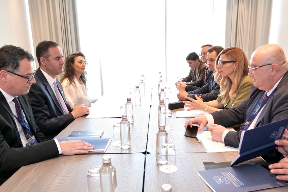 KonjufcaGlauk's tweet photo. Pleased to meet with FM of Bulgaria @vpetrova_mfa, in Sofia today. 

🇧🇬 remains an important partner and a valued supporter of 🇽🇰 European path.

We discussed the importance of a credible and merit-based EU enlargement process, including concrete steps toward Kosova’s candidate status, continued support for our Council of Europe membership, and Kosova’s Euro-Atlantic perspective through close cooperation with NATO allies in the region.

We will continue to strengthen the bilateral relations between 🇽🇰 & 🇧🇬, grounded on shared democratic values, close partnership and our common 🇪🇺 future.