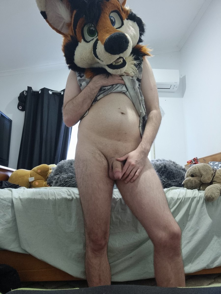 Rustythegerman's tweet photo. I need some ass in dms hmu #murrsuit #NSFW #gay https://t.co/4ZXvXXqfLa