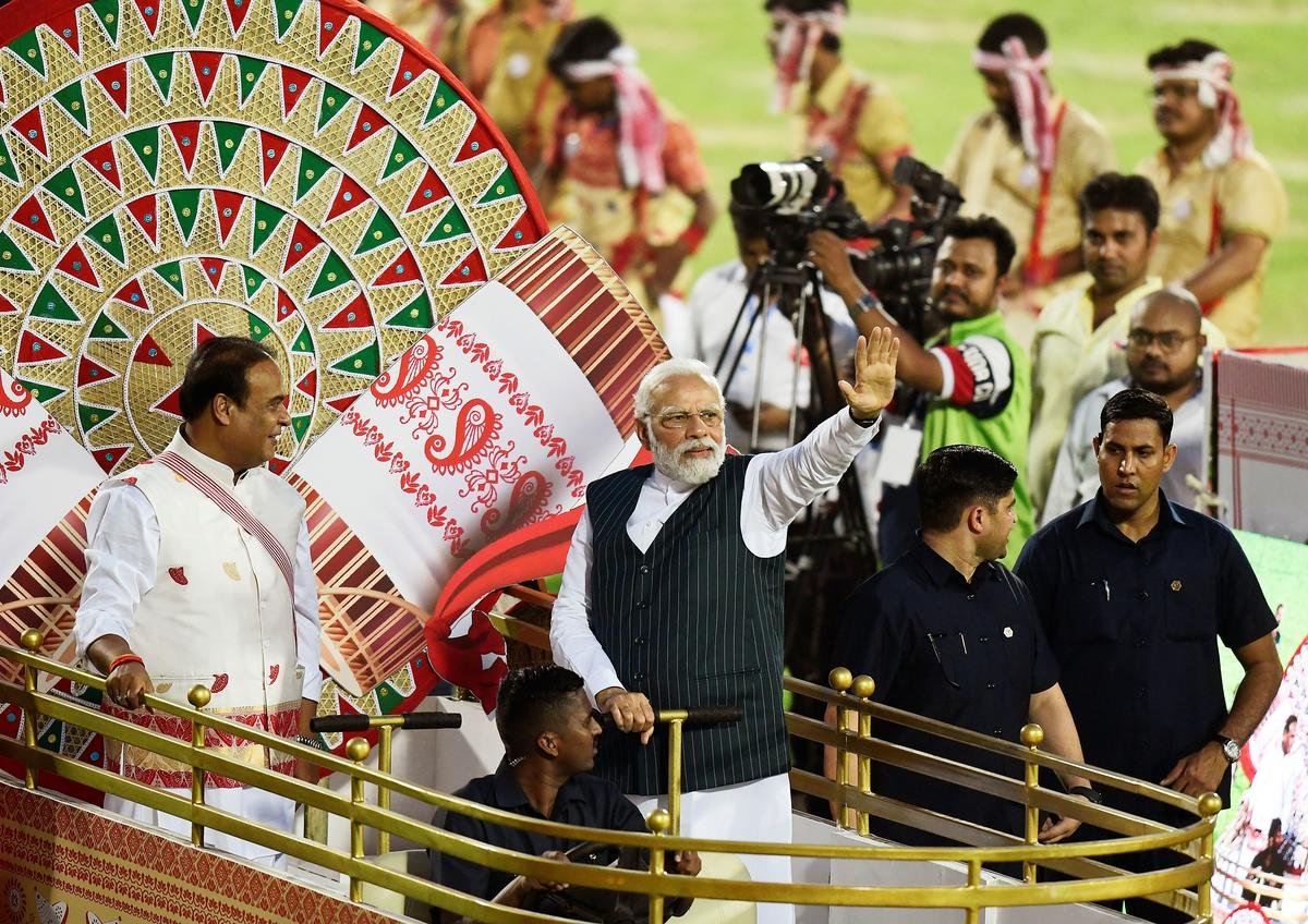 jayanta_malla's tweet photo. I read through the entire letter written by Hon'ble CM Dr. @himantabiswa to Hon'ble Prime Minister Shri @narendramodi ji as he approaches the milestone of becoming India's longest-serving elected Prime Minister.

This is a must-read for every Assamese. More than a letter, it is a reflection on how Assam's journey has changed over the last decade.

Here are some key takeaways from my end. 🧵