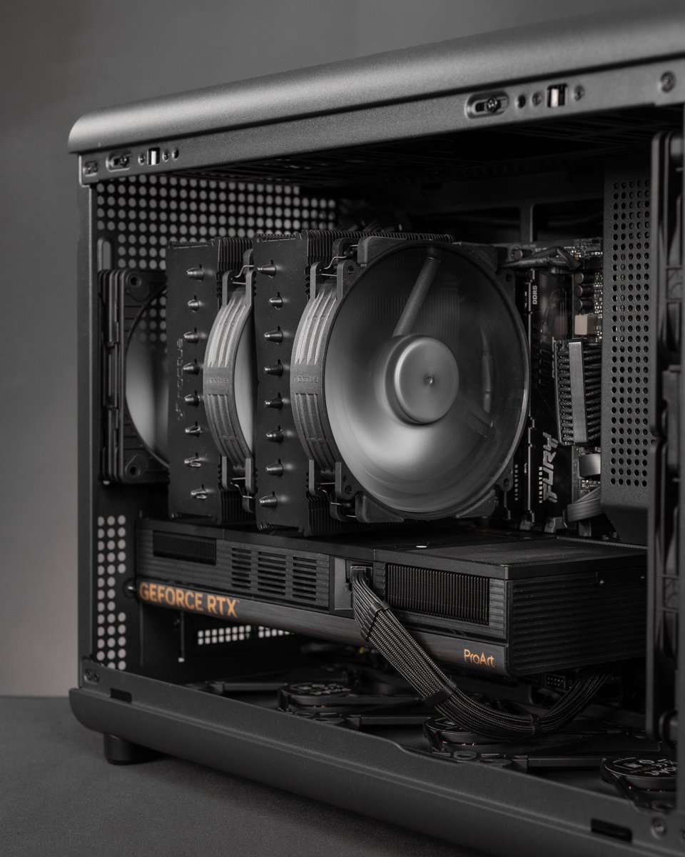 mr_matt_lee's tweet photo. Could this be the new Micro ATX GOAT? 😮‍💨 Here’s my latest build featuring the Jonsbo D33 Wood, which is also packing that stunning ProArt RTX 5090 GPU! Compact size, massive power… this one hits hard. Watch the build video here 👉 https://t.co/hYfHQnC9ps

#rtx5090 #pcgaming https://t.co/2u46AP9blY