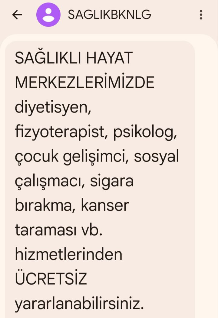 dayanismasen's tweet photo. Sağlık Bakanlığı’na defalarca söyledik, bir kez daha söylüyoruz:

Aile hekimleri randevu memuru değildir!

MHRS’de yaşanan randevu sorunlarının çözümü, vatandaşları aile hekimlerine yönlendirip uzman hekim randevusu aldırmak değildir.

Vatandaşa “Aile hekiminizden randevu alabilirsiniz” mesajı göndermek, yıllardır çözülemeyen randevu krizinin yükünü aile hekimlerinin omuzlarına bırakmaktır.

Sağlıklı Hayat Merkezleri’ne başvuru için vatandaşın aile hekimi üzerinden işlem yapmaya zorlanması da doğru değildir. Bakanlık kendi hizmetlerine erişimi kendisi sağlamalıdır.

Aile hekimleri sağlık hizmeti sunar, randevu dağıtmaz.
Randevu krizinin sorumlusu aile hekimleri değildir. @saglikbakanligi @drmemisoglu @suayipbirinci