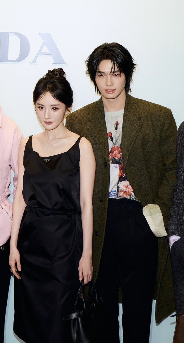 Reallymiii's tweet photo. เฟรมฟ้าประทานค่ะ พี่หยางมี่กับน้องวินเริ่ดม้ากกกก https://t.co/Ux43lxJHlP