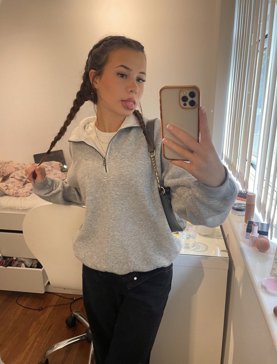 Ava 🌶️ tweet media