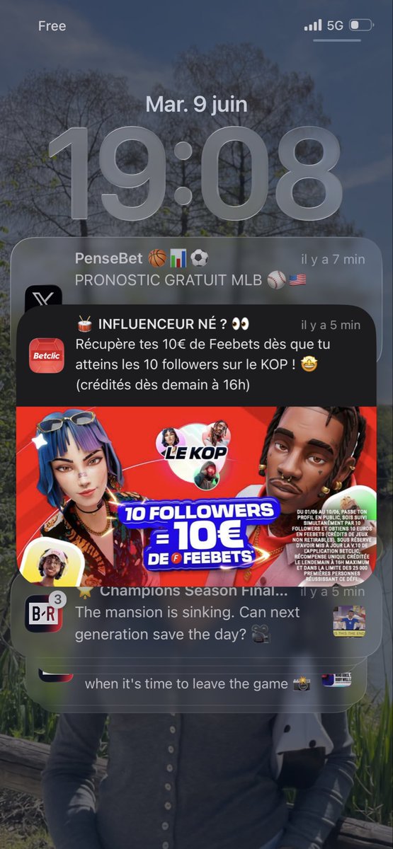 BonnelOctave's tweet photo. @Betclic Les gars suivez moi svp ça me fera gagner des freebets askip
https://t.co/QB3d9LaWJ2 https://t.co/UdJYWutqKd