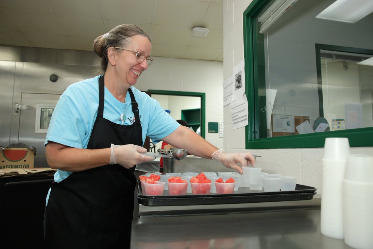 katyisd's tweet photo. FREE summer meals continue at Katy ISD, helping children stay fueled and ready for summer fun.

Families can view participating campuses, meal schedules and service dates here: https://t.co/l16eDdTtBP

#KatyISD https://t.co/PC35cRfrzH