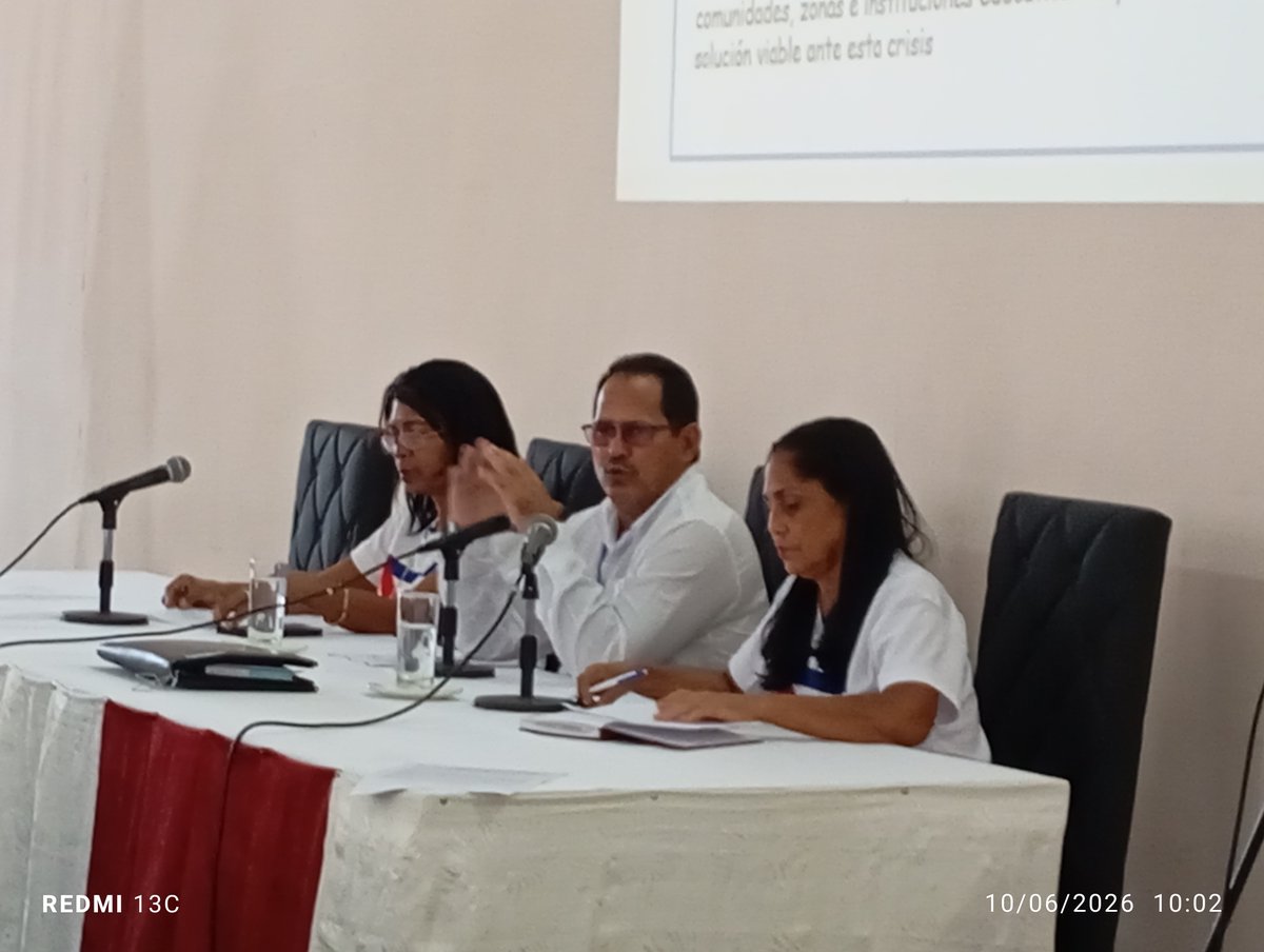 dpestgo's tweet photo. Primera Preparación de las Estructuras de Dirección para el curso 2026-2027 presidida por Annia Poblador Serguera, Raúl Samón Soto, Director General de Educación en la provincia y Leydimi Vargas Arias #CubaSeDefiende #CubaMined #SantiagodeCuba https://t.co/ANYq9PURdW