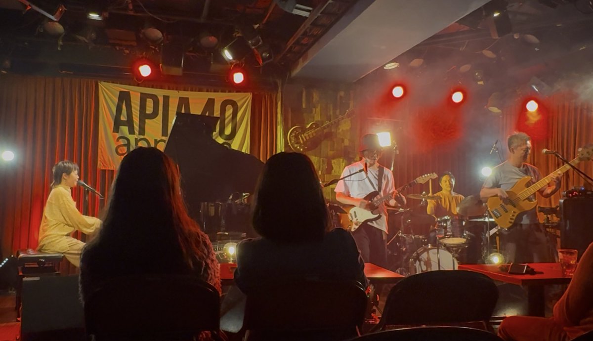 yuzu_karaage2's tweet photo. @APIA40
『TOKYO BALLADS』を観に行きました☺️🎶

田口みさきさんの音楽聴くと
胸きゅん止まらなくて、ひたすら片想いの時間です😂💘ｽｷｨｰ

だーいすきな『罠』が聴けて嬉しすぎました😇♥️

上質な音楽を生で聴けて幸せでした😭🫶✨️ https://t.co/yhd27LEDg7