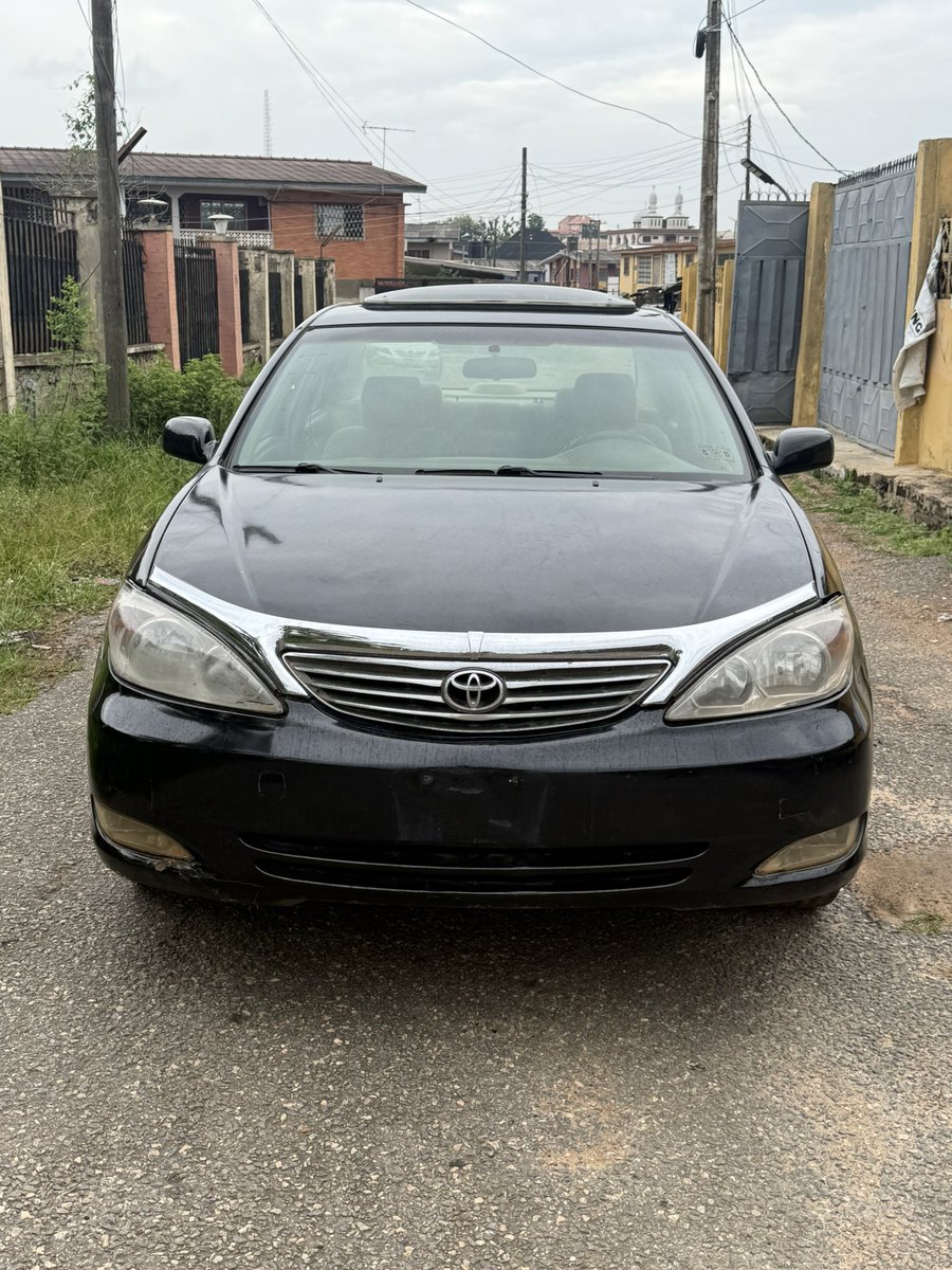 Olaleye_95's tweet photo. Toyota Camry 2004 
Unscrewed engine and gear 
Ac working perfectly 
Everything is perfect 
Location: Ibadan https://t.co/pyQRwnWW2H