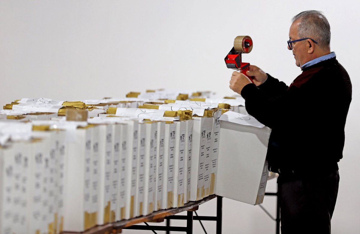 gobiernocolopy's tweet photo. Hoy inicia el proceso de juzgamiento de actas a cargo del Tribunal Electoral Partidario (TEP), en la sede del TEP de la ANR https://t.co/ami4ATVs1E