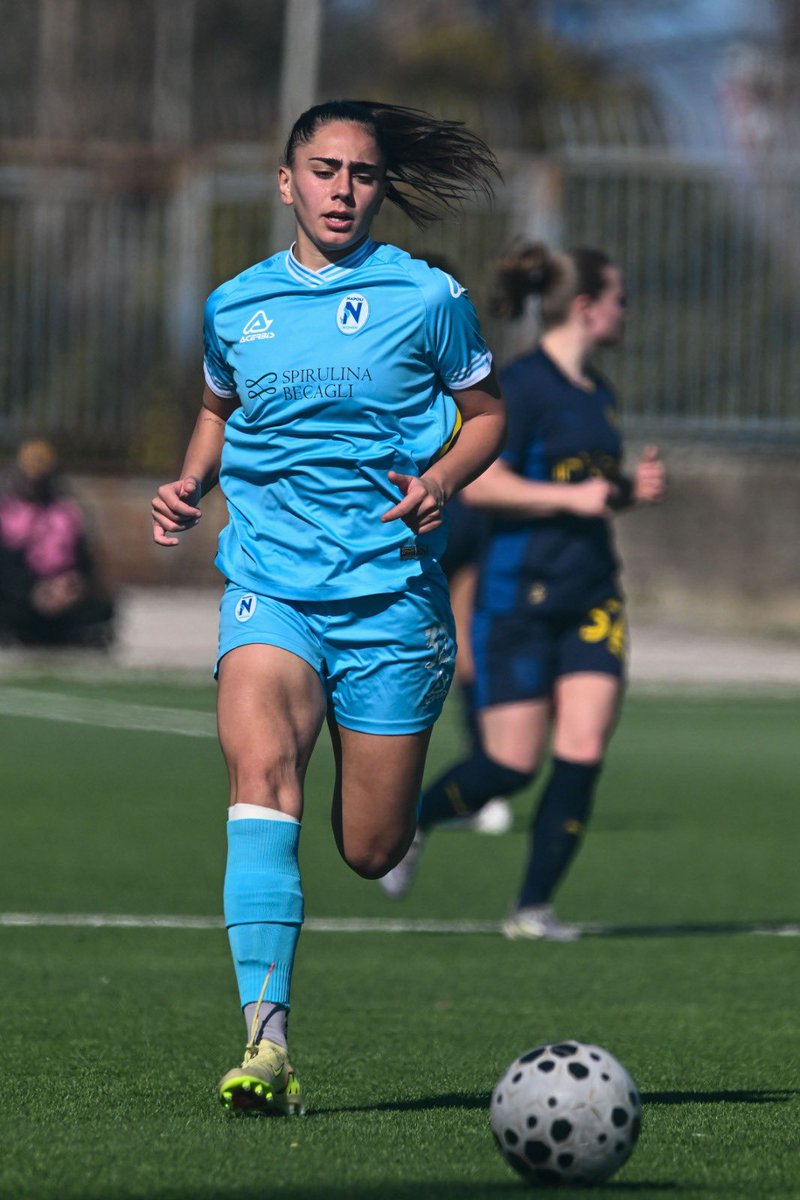 LeoFrenquelli's tweet photo. ๐๐ป Ai saluti dalla #ASRomaFemminile Oihane #Valdezate, in scadenza di contratto il 30 giugno
๐ In entrata piace la classe 2002 Bianca #Vergani ex Inter e Napoli che puรฒ arrivare a parametro zero
@ilRomanistaweb
@radio_romanista
#ASRoma https://t.co/hrVCUh57ne