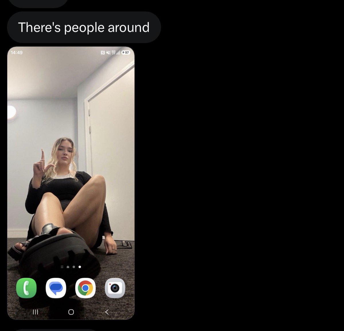 goddessglou's tweet photo. He’s at work and I changed his phone wallpaper 😏 https://t.co/Z16gZFkeIW
