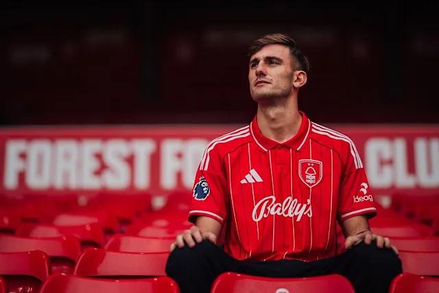 thefulltimezone's tweet photo. 🚨 Nottingham Forest have confirmed Lorenzo Lucca will return to Napoli.

The striker's six-month loan spell at the City Ground has come to an end. https://t.co/rYFqNIgkKe