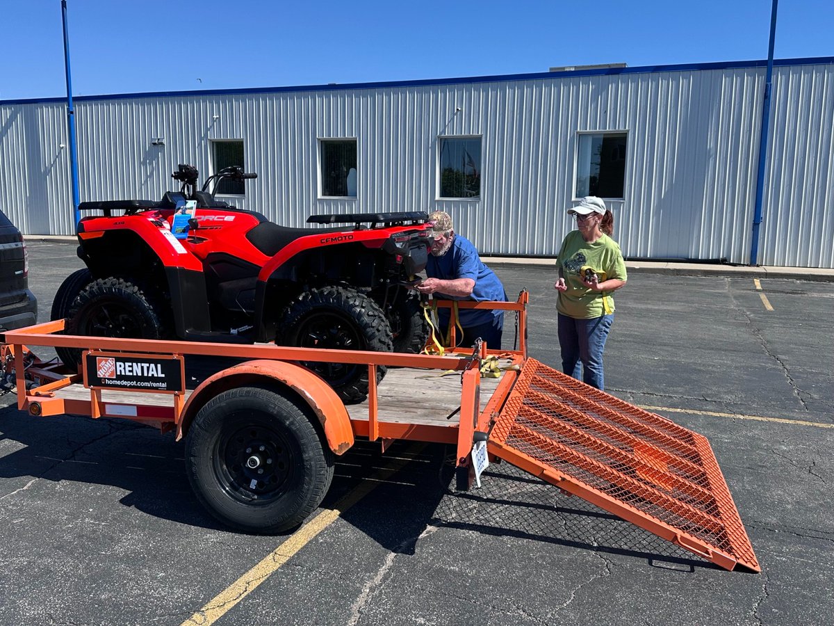 BallEquipment's tweet photo. The Bowen family strapping down their NEW 2026 CFMOTO CFORCE 500S down for the ride home!
A popular choice, and a solid ATV for work & play. Congratulations, and thank you for choosing Ball Equipment!
#CFMOTO #SouthEastMichigan #ATV #MacombCountyMI #SummerReady #Superstore https://t.co/7IscgkLkgT