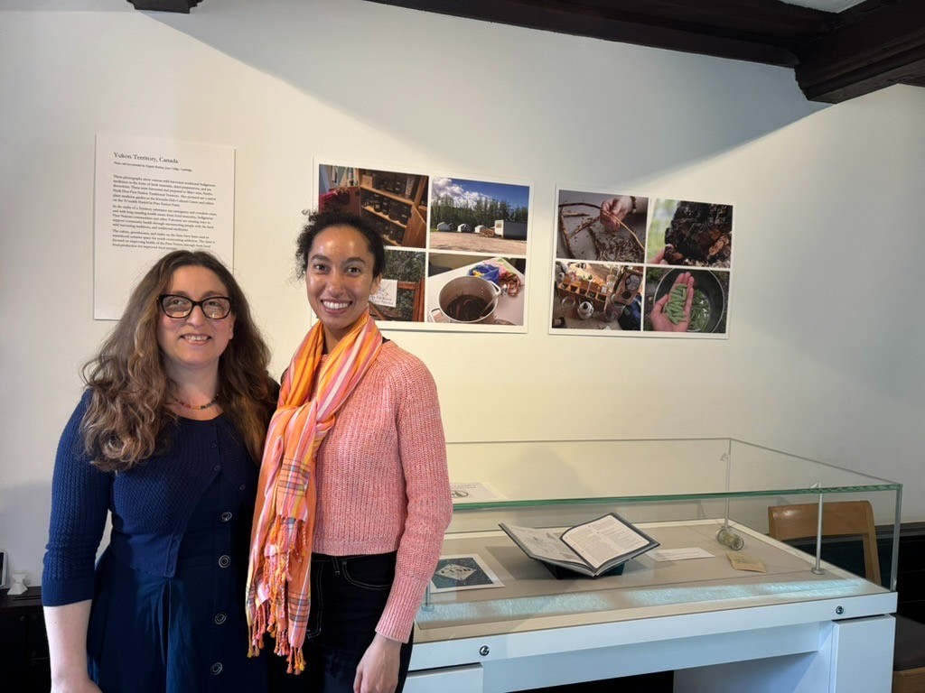 JesusCollegeCam's tweet photo. What do a Brazilian fish, a Kenyan barbershop and 27 cats in Beijing have in common? There's 5 days left to find out!
🌍 Health Across the Globe 🌏 runs until 15 June in the Marshall Room at Jesus College. All are warmly welcome to visit the exhibition.
https://t.co/pIu1dhV8Vb https://t.co/pgKuOSxJcC