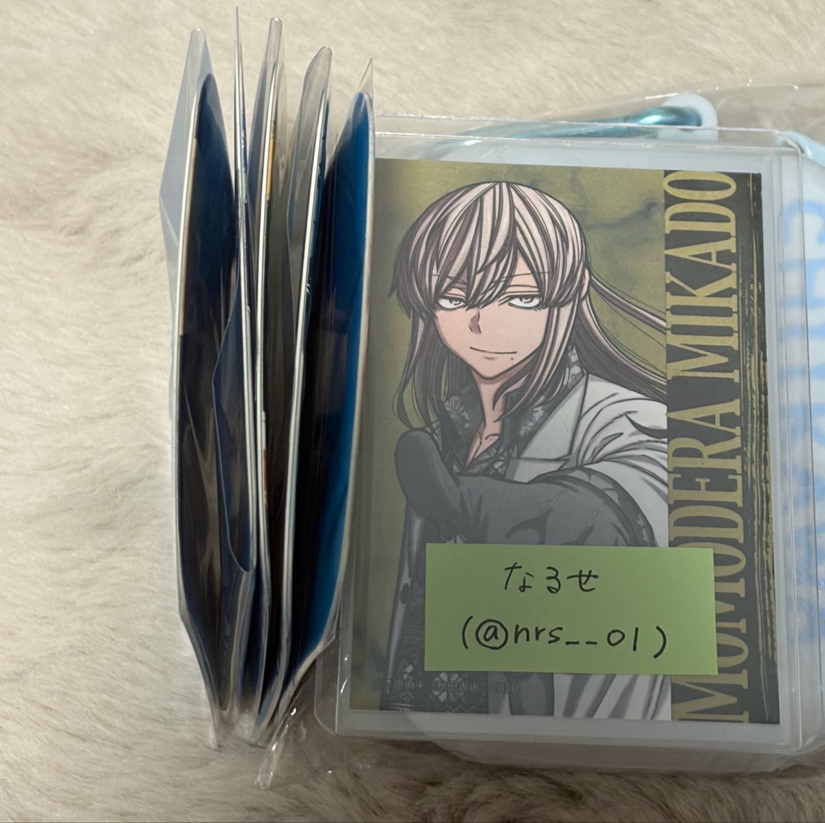 nrs__01's tweet photo. [⚠️注意点]
4枚目のコースターは画像のような反り返りあり、ソウエイ角に凹みあり
2枚目白縁のベニマル裏に初期汚れあり

[交換]
2枚目同種の場合は同レアリティでのみ
希望数所持済みのものはお断りする場合がございます🙇🏻‍♀️

[譲渡]
🩷のものは抱き合わせあり

検索からでもよろしくお願い致します🙏 https://t.co/rzIkJI9pjw