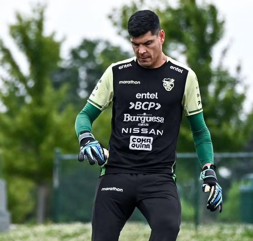 Nroman98's tweet photo. 🚨Carlos Lampe será el arquero frente a Argelia. https://t.co/e2I7BNHEcS