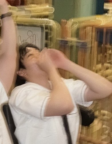 minwonzoned's tweet photo. HAHAHAHHA https://t.co/8CmIoWyF2P